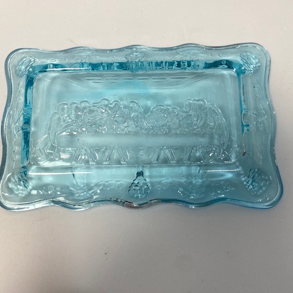 Vintage Indiana Tiara Aqua Blue Glass The Last Supper Soap Dish Tray 5.5" x 3.5" - Picture 5 of 15